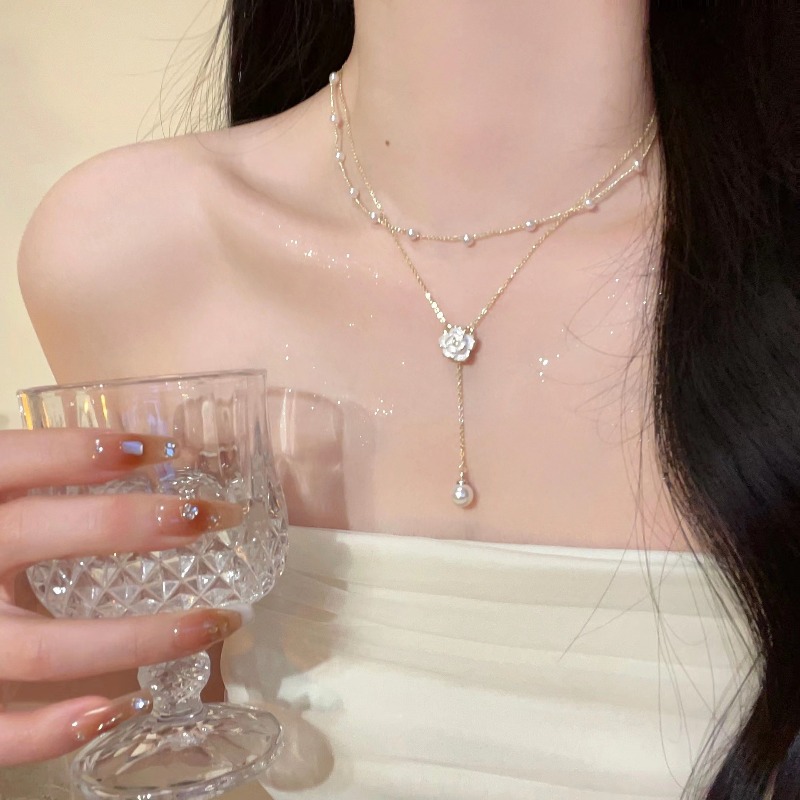 Layered Pendant Necklace Aesthetic - Naszyjnik z zawieszką w kształcie kwiatu
